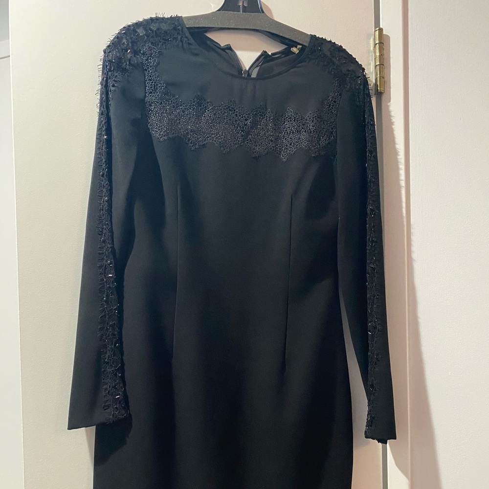 Elie Tahari knee length black dress size 4